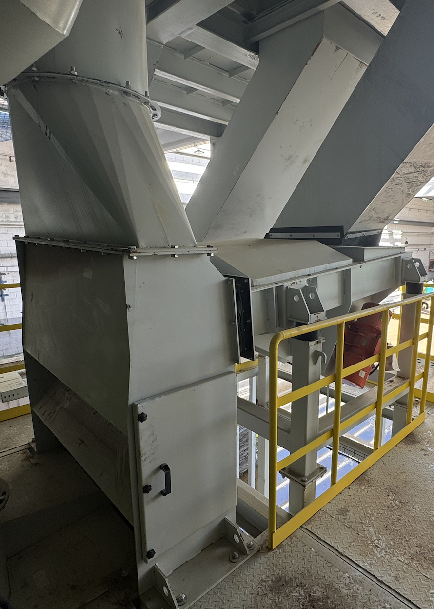 zig zag air separator channel.png