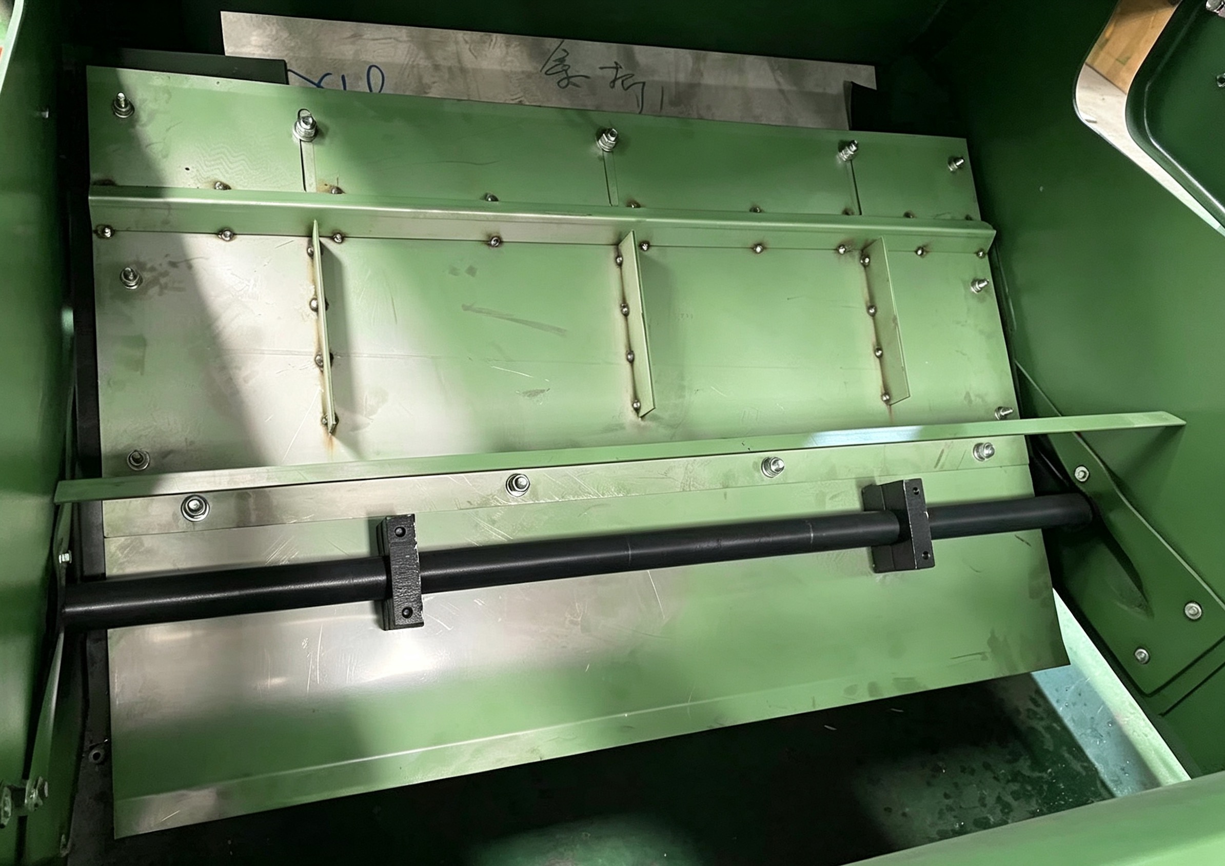 Eddy current separator spilitter.png