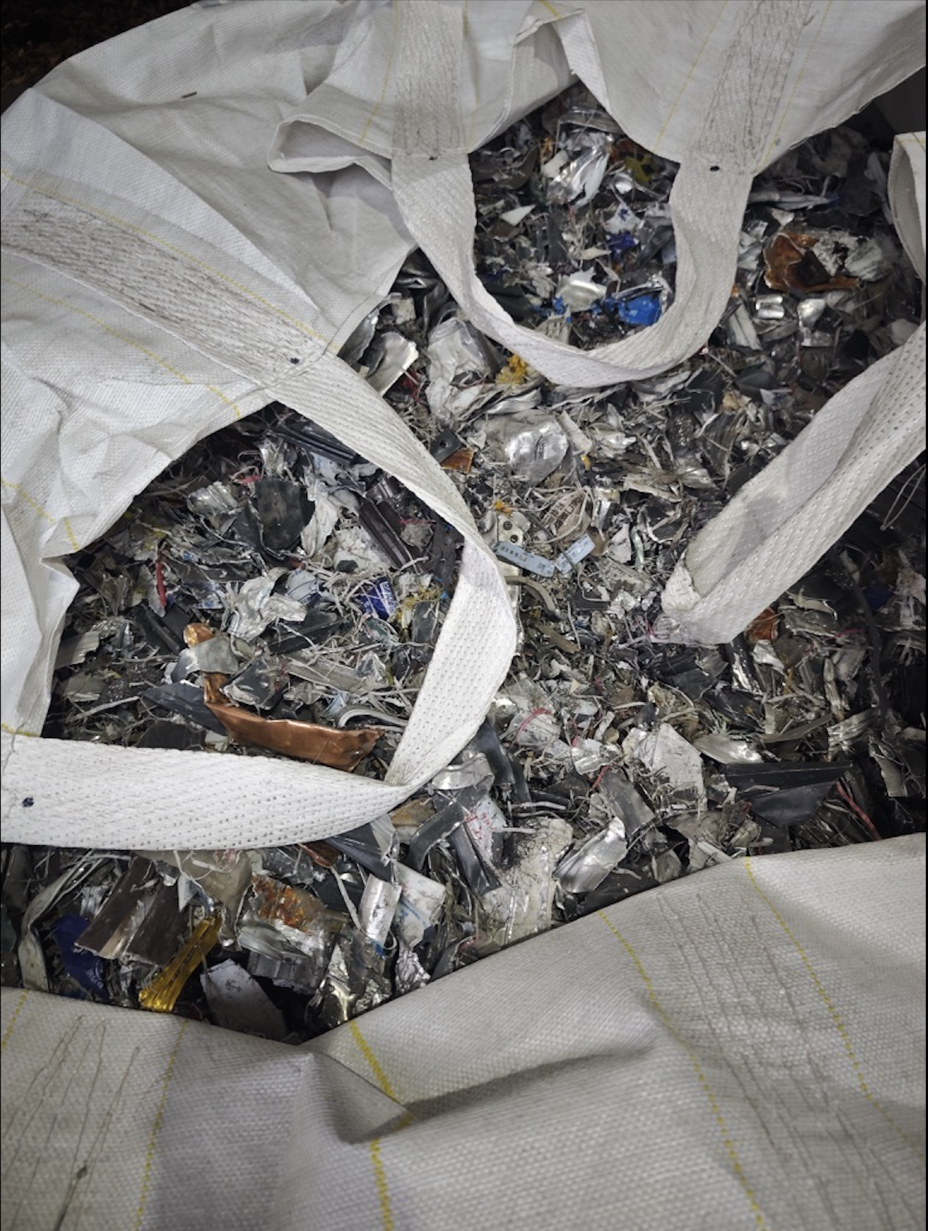 single shaft shredded aluminium.png